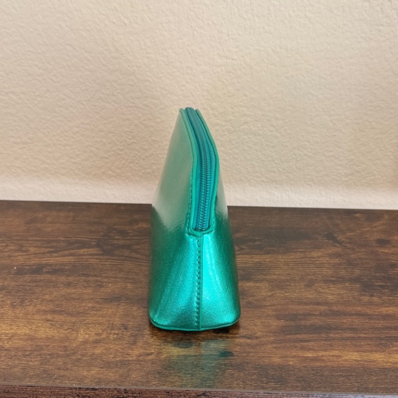 Stella & Max Green Zip Around Cosmetic Pouch - Picture 2 of 7